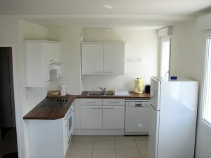 Crozon - T3 � Morgat (n�24) - Cuisine am�nag�e tout confort