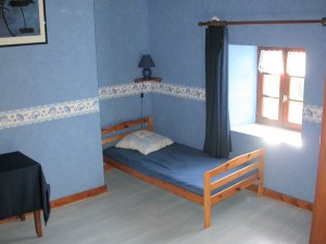 SaintNic - Penty Cost�quer - Grande chambre avec 3 lits 1 place