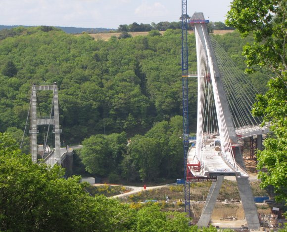 Chantier du pont de T�r�nez au 12/05/10
