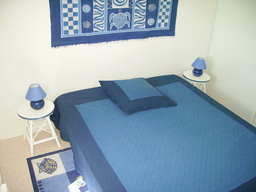 Crozon - T2 -Terrasses du Portzic - La chambre avec 2 lits (accolables ou s�par�s)